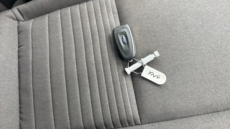 Ford Tourneo Custom Transit Custom Tourneo L2 Diesel Fwd 2.0 EcoBlue Hybrid 130ps L/R 8 Seater Titanium